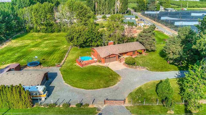 140 Lakes Ln  Selah WA 98942 photo