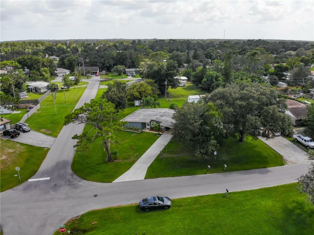 Property Photo: 470 E 4th Street FL 32766