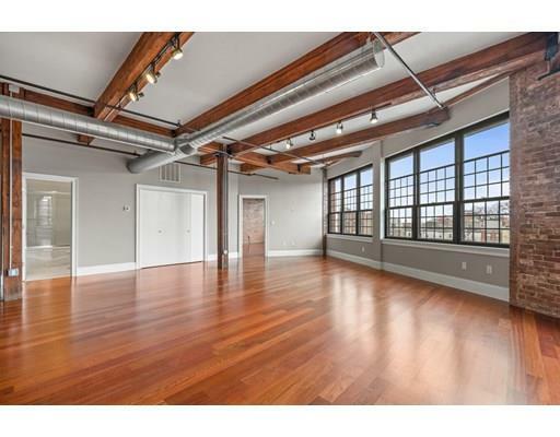 Property Photo:  126 N. Washington St. 3  MA 02114 