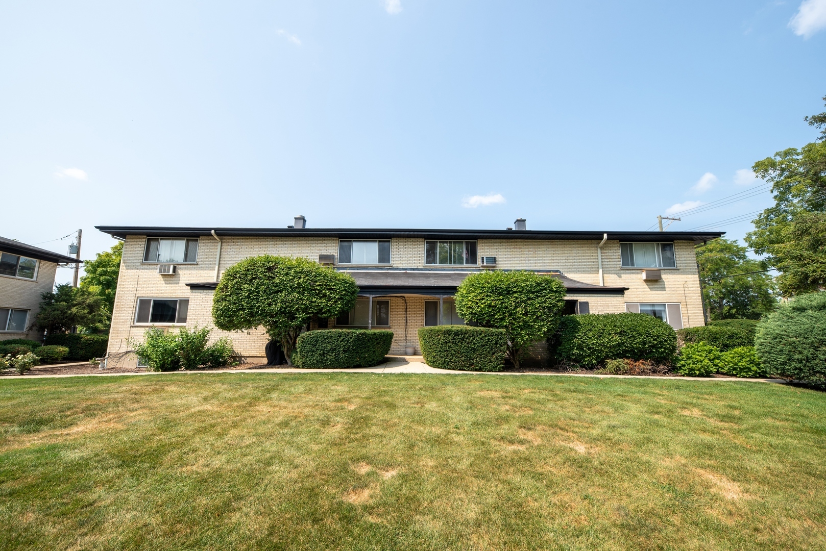 Property Photo:  235 East Palatine Road 1A  IL 60067 