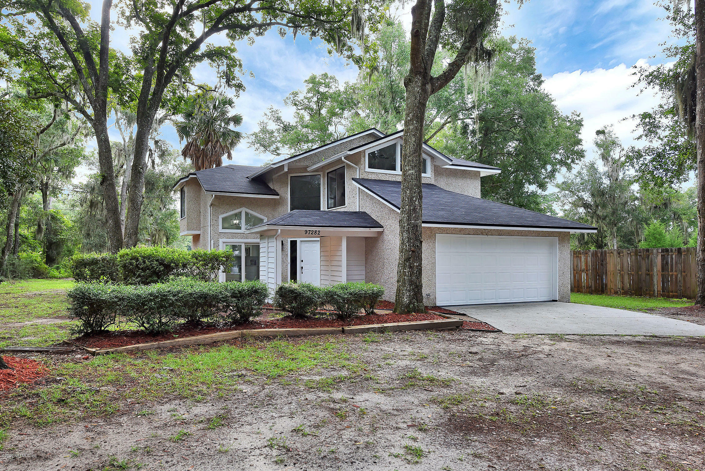 Property Photo:  97282 Yorkshire Drive  FL 32097 