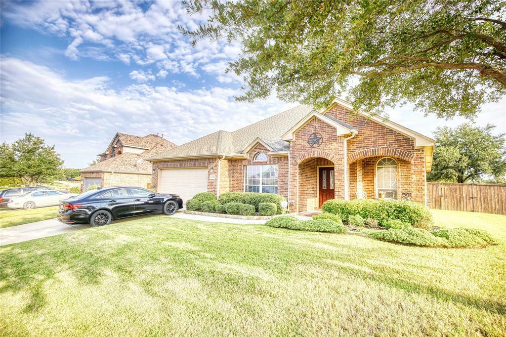 Property Photo:  2403 Regina Drive  TX 76210 