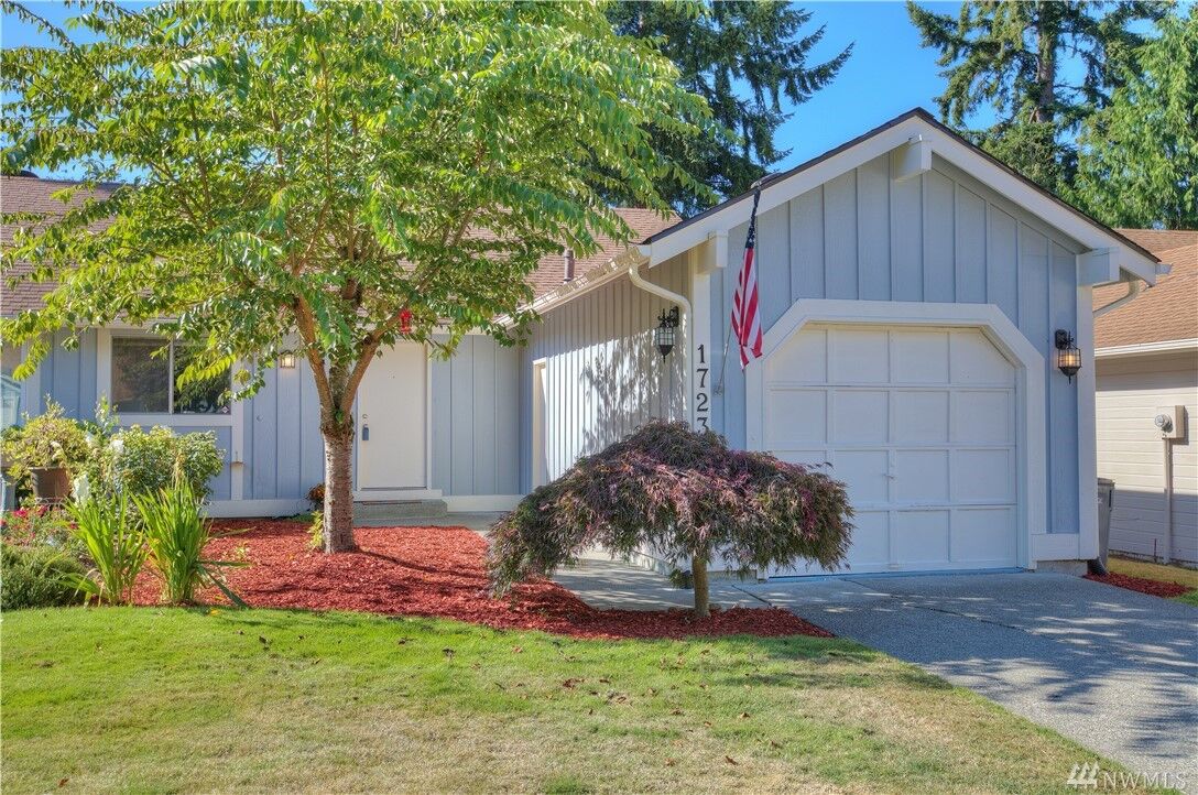 Property Photo:  1723 SW 307th Street  WA 98023 