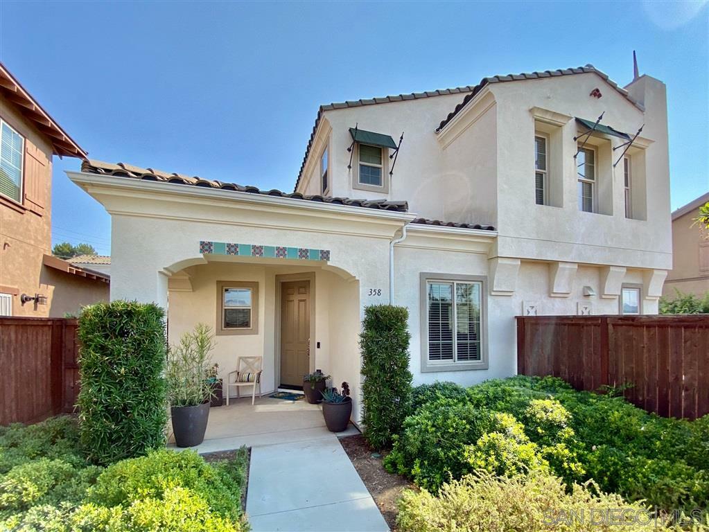 Property Photo:  358 Dahlia Way  CA 92020 