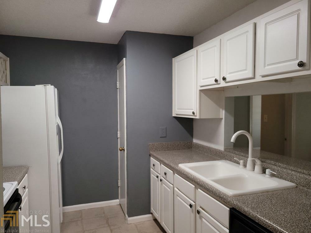 Property Photo: 3655 Habersham Rd B375 GA 30305