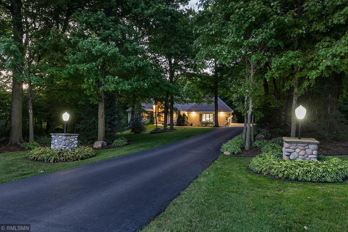 Property Photo:  8570 Maple View Drive  MN 55322 