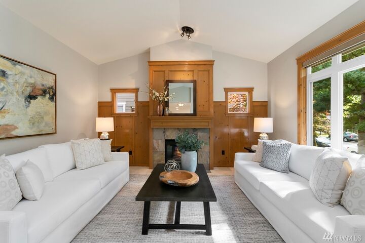 Property Photo:  35230 SE Ridge Street C  WA 98065 