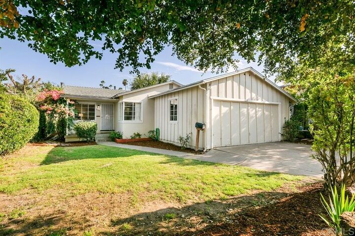 829 E 5th Ave  Escondido CA 92025 photo