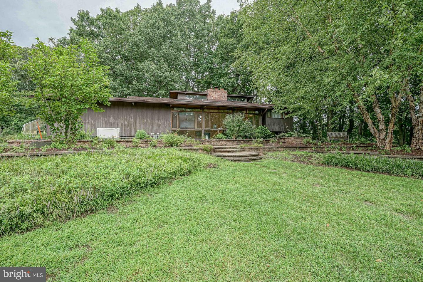 Property Photo:  10 Cape May Avenue  NJ 08080 