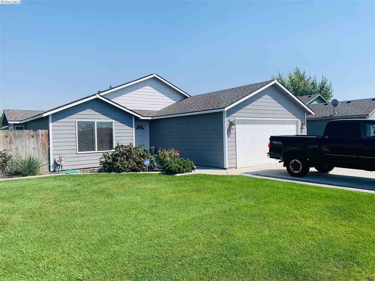 Property Photo:  5019 Wrigley Dr  WA 99301 