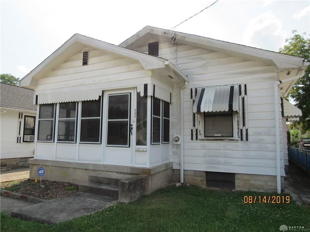 Property Photo: 605 Walton Avenue OH 45417