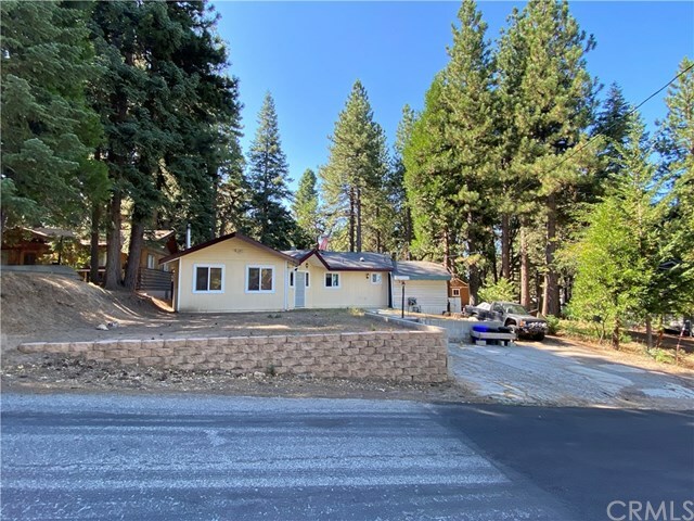 Property Photo: 31301 Oakleaf Drive CA 92382