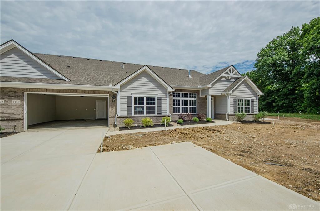 Property Photo: 1159 Bourdeaux Way OH 45458