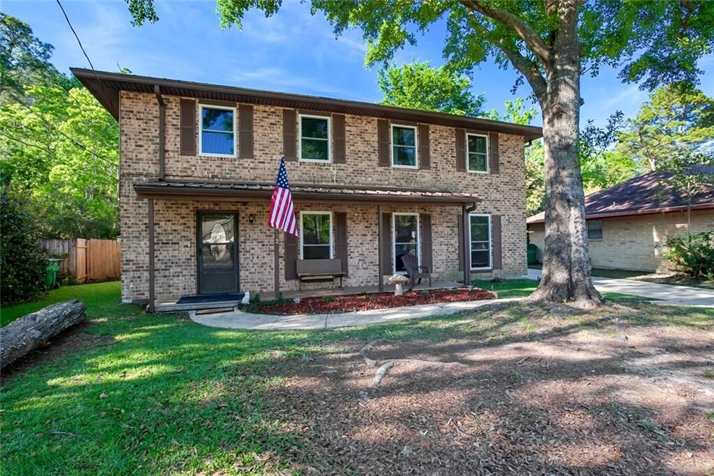 Property Photo:  673 Dale Drive  LA 70458 
