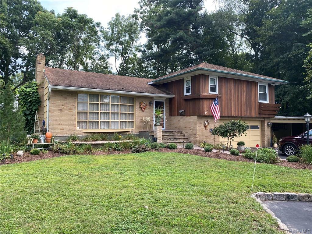 Property Photo: 6 Columbus Lane NY 12550