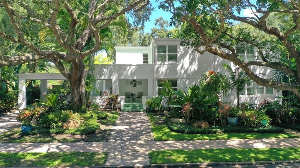 Property Photo: 1753 North Drive FL 34239