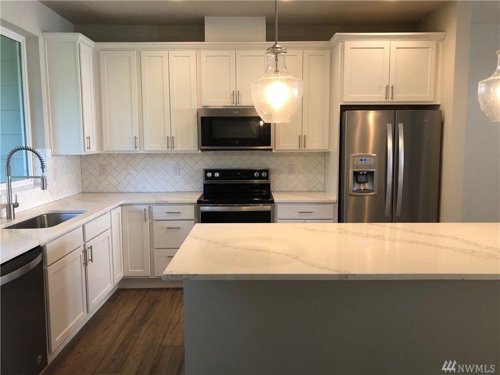 Property Photo: 13420 Lot 4 Manor Way A-3 WA 98087