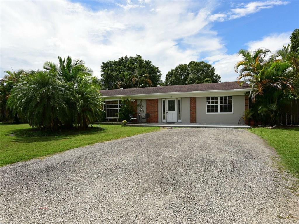 Property Photo:  1455 32nd Avenue  FL 32960 