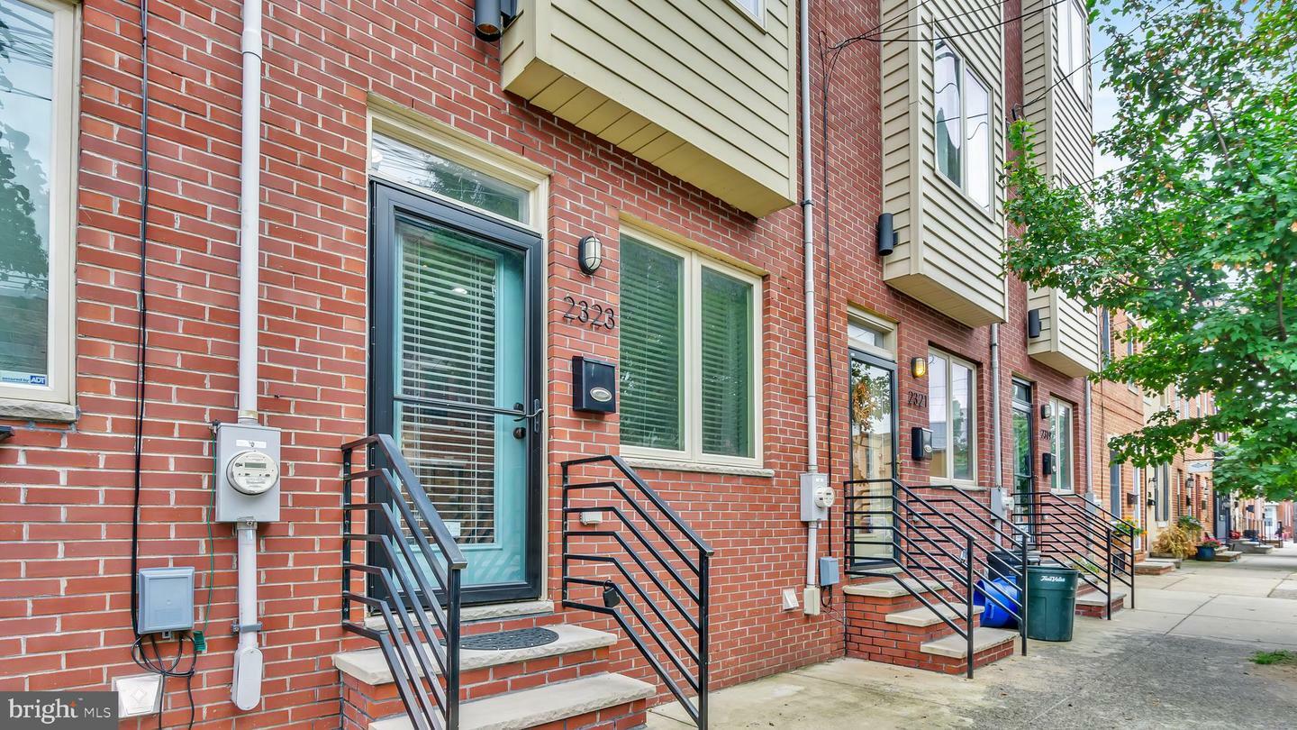 Property Photo:  2323 E Thompson Street  PA 19125 