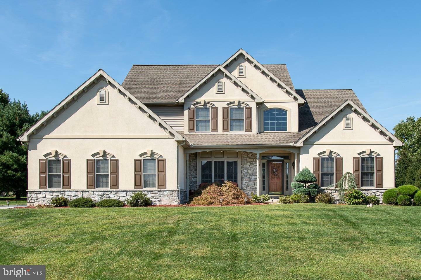 Property Photo: 3 Homestead Circle PA 17067