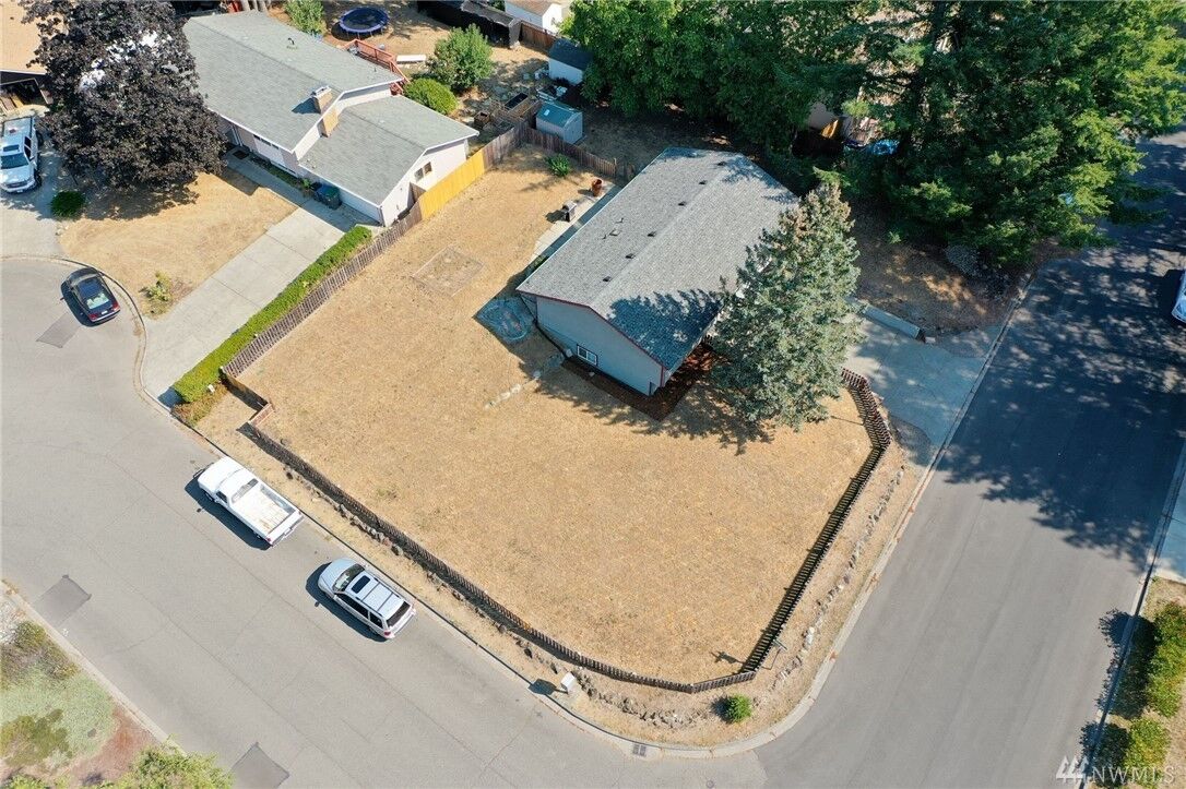 Property Photo:  3616  Jackpine Drive  WA 98310 
