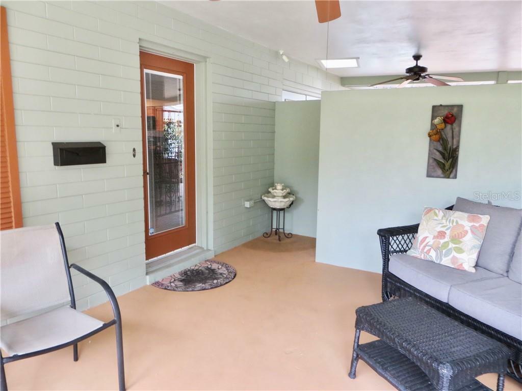 Property Photo: 2081 Mohican Trail FL 32751