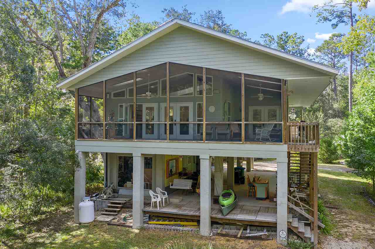 Property Photo:  421 Old Magnolia Road  FL 32327 