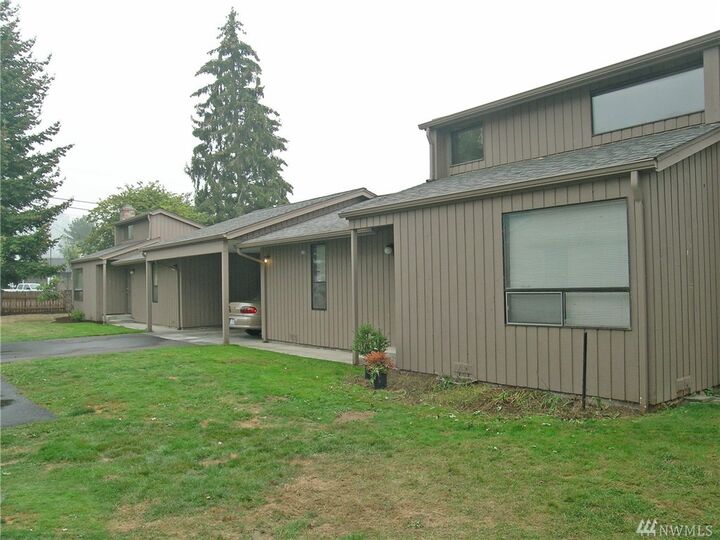 Property Photo: 2415 Yew St WA 98229