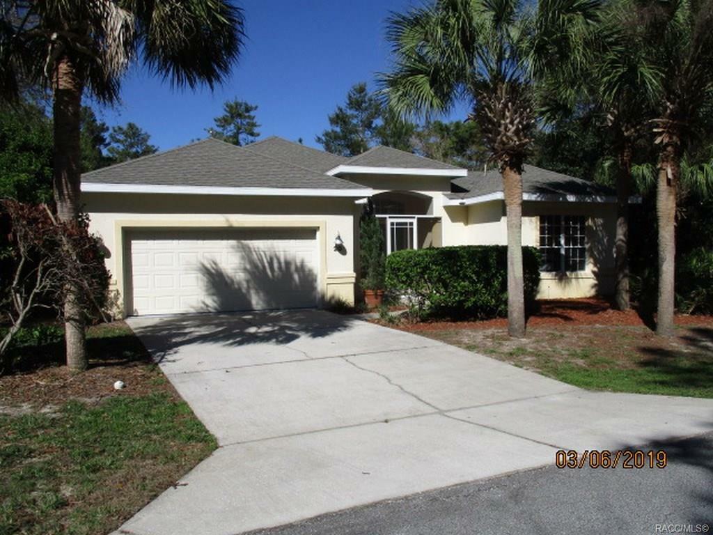 Property Photo:  20 Euphorbia Court  FL 34446 