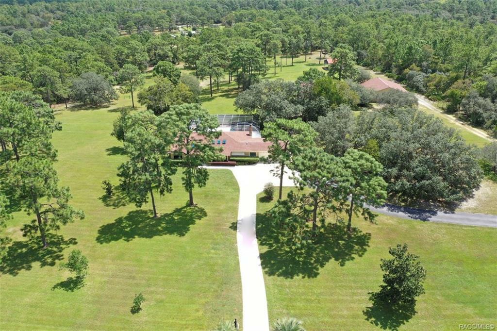 6154 W Pine Ridge Boulevard  Beverly Hills FL 34465 photo