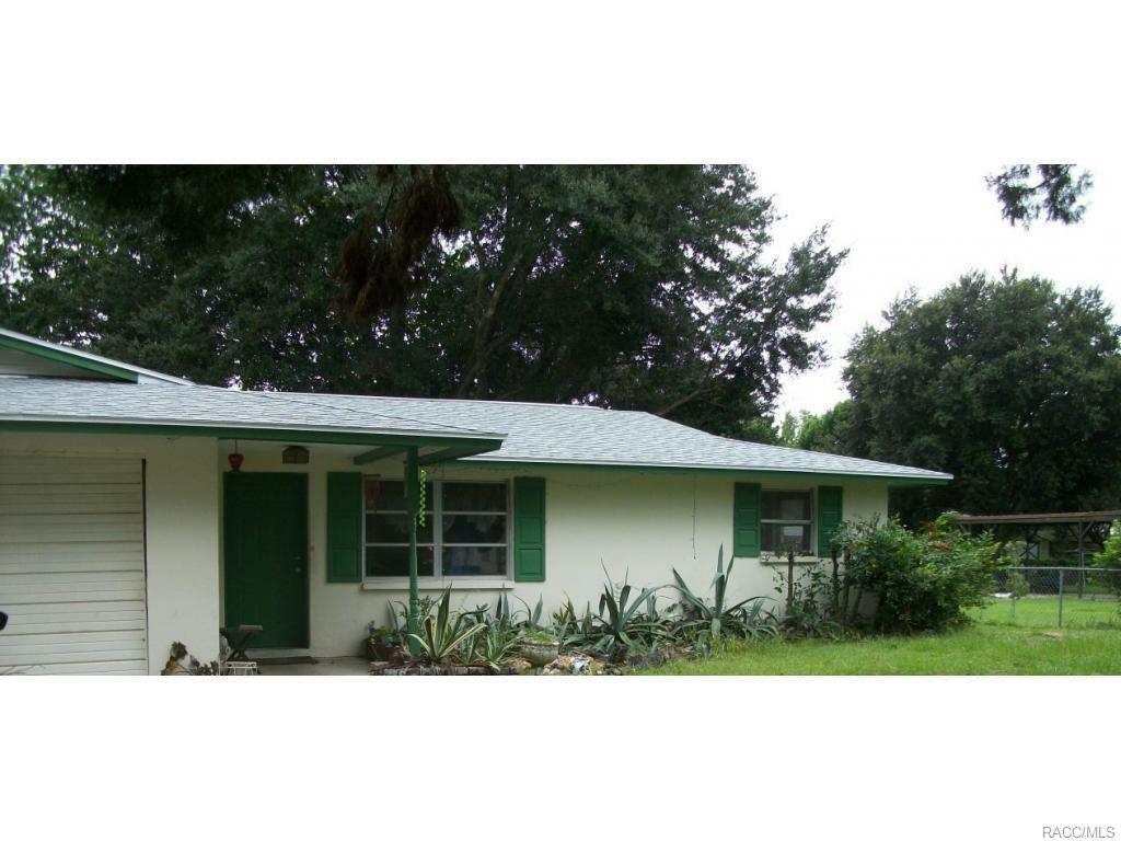 Property Photo:  411 S Hibiscus Avenue  FL 34429 