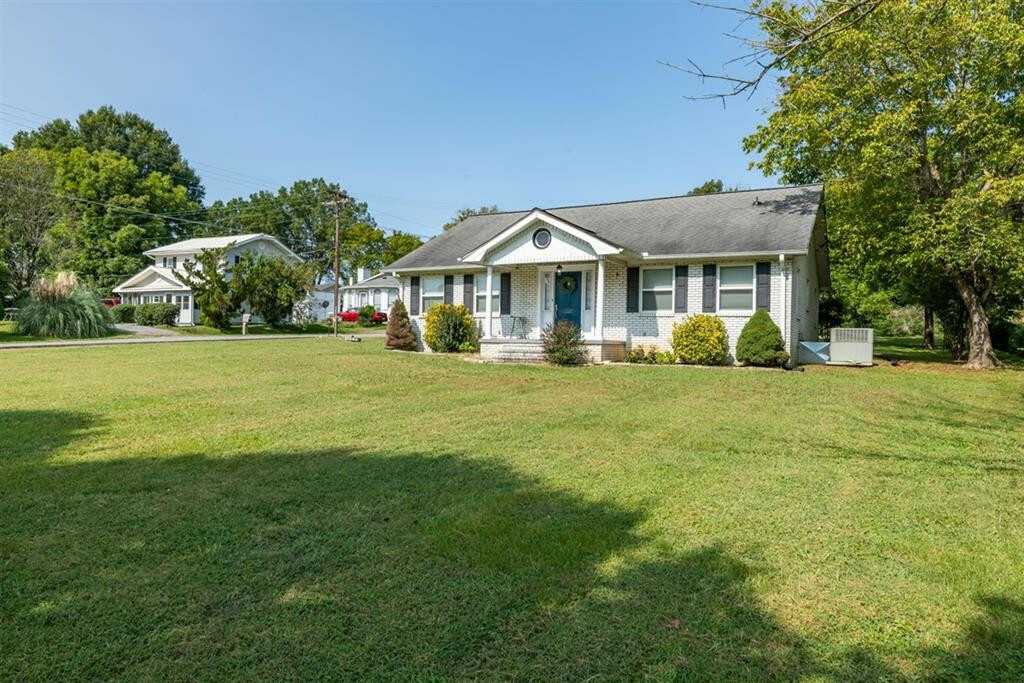 Property Photo:  1330 Tennessee Avenue  TN 37331 