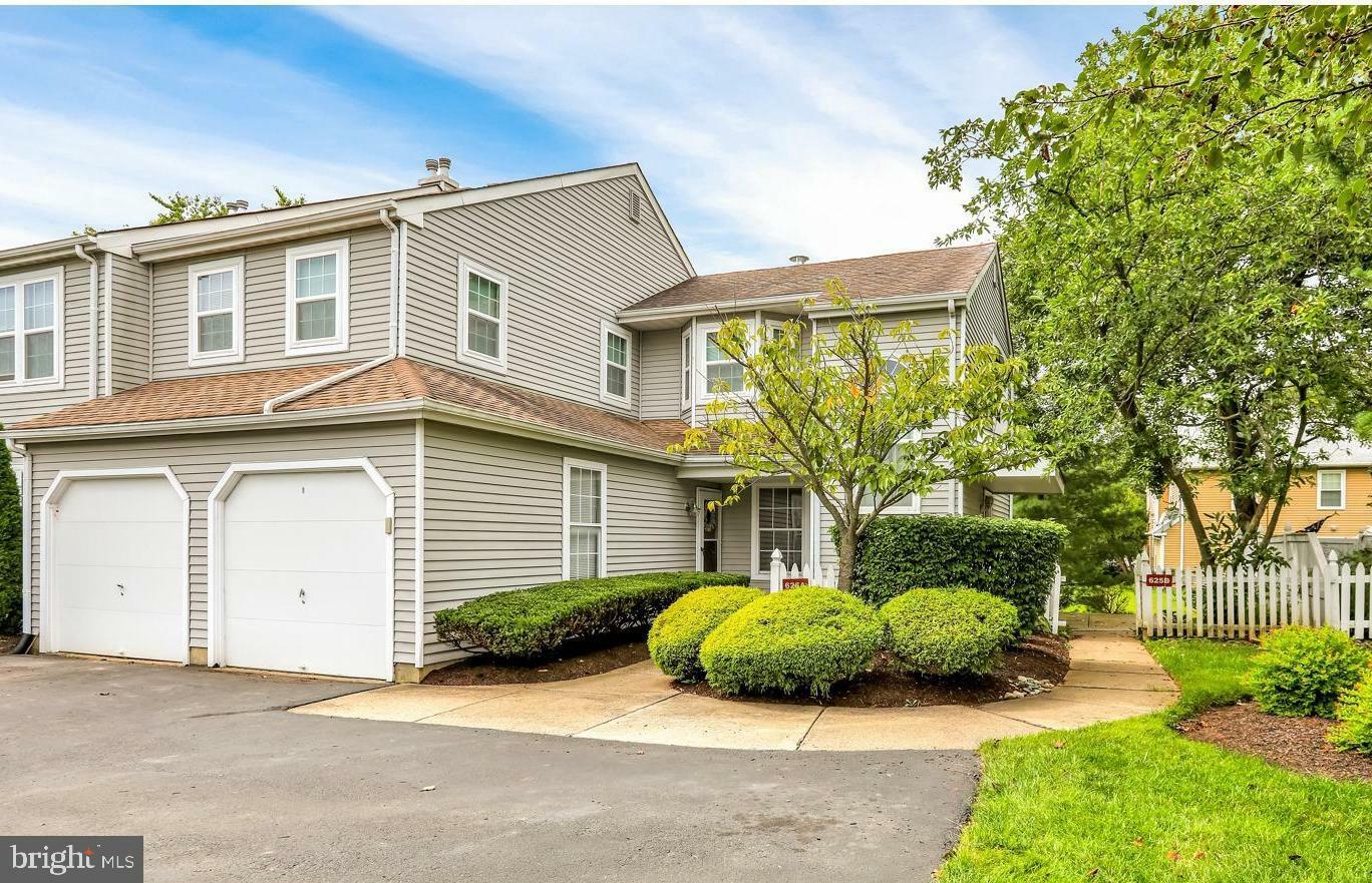Property Photo: 625 Rose Hollow Drive A PA 19067