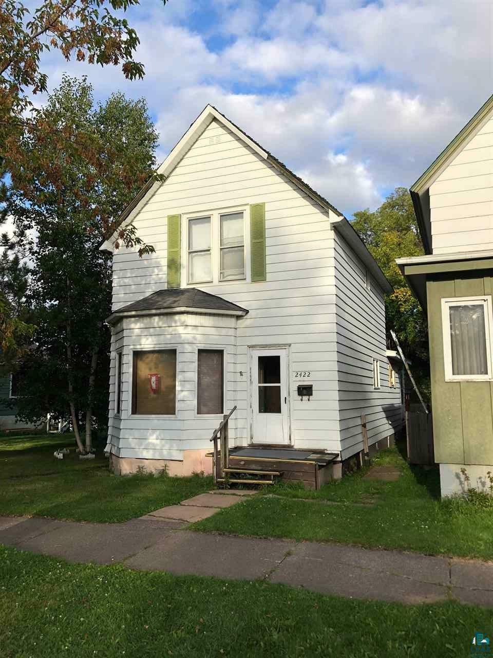 Property Photo:  2422 Oakes Ave  WI 54880 