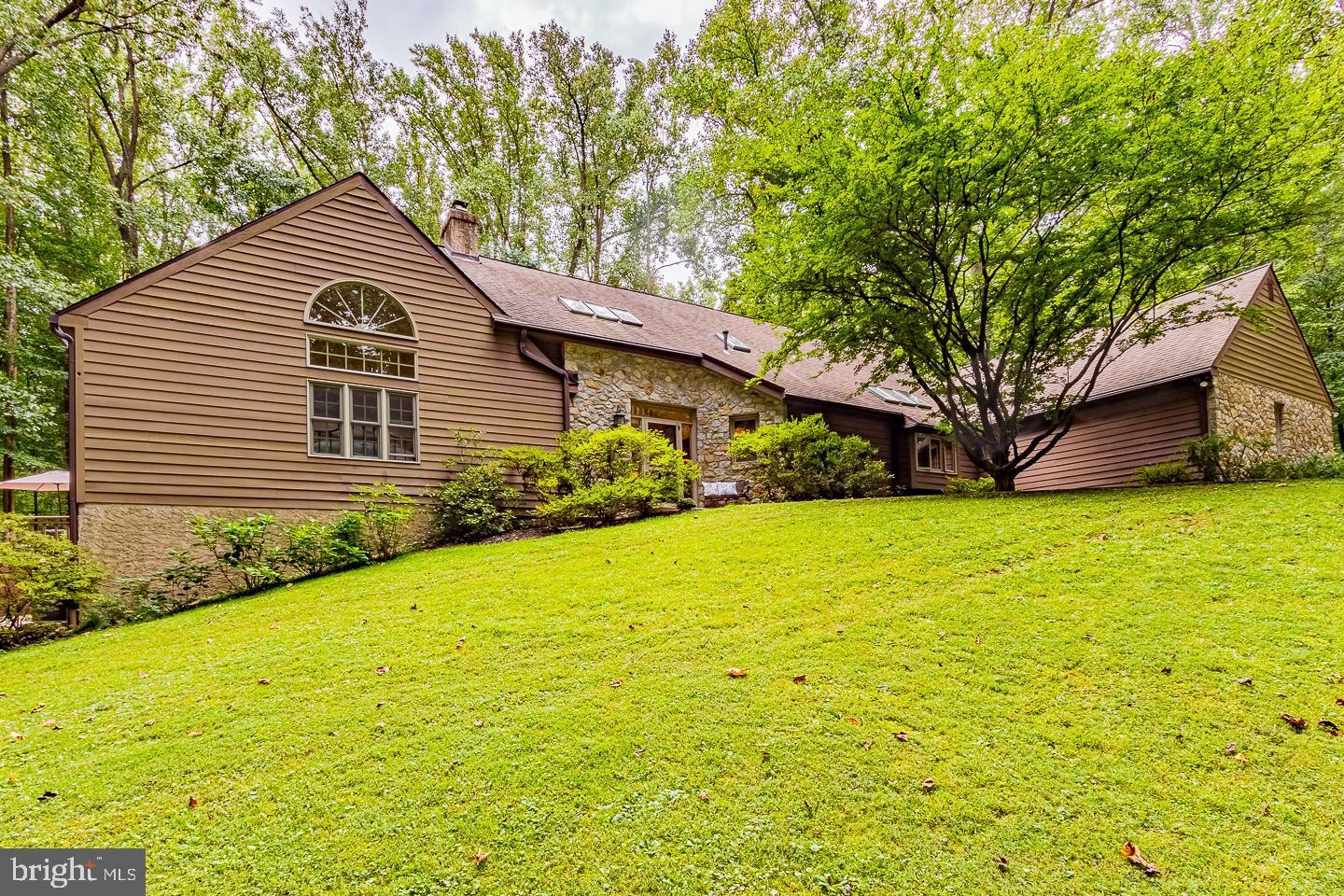 Property Photo: 1624 Oak Hill Road PA 19425