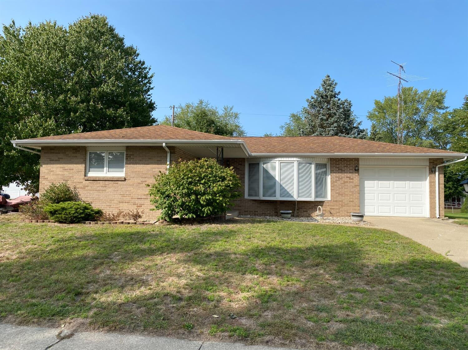 Property Photo:  1022 Kent Road  IN 46360 