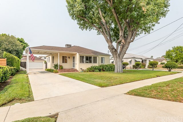 Property Photo:  7415 Darby Avenue  CA 91335 