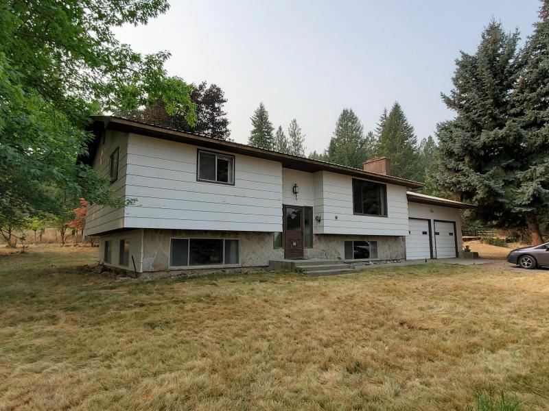 Property Photo:  595 Reed Rd  WA 99141 