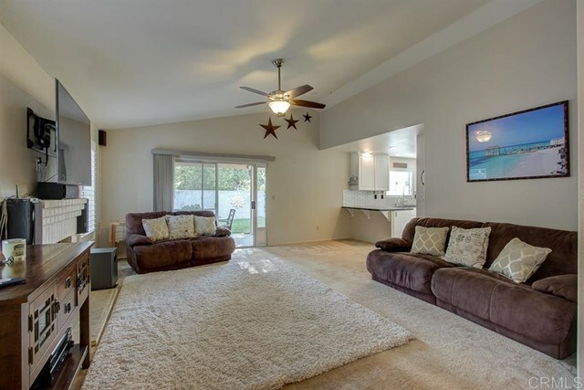 Property Photo: 640 Corte Galante CA 92069