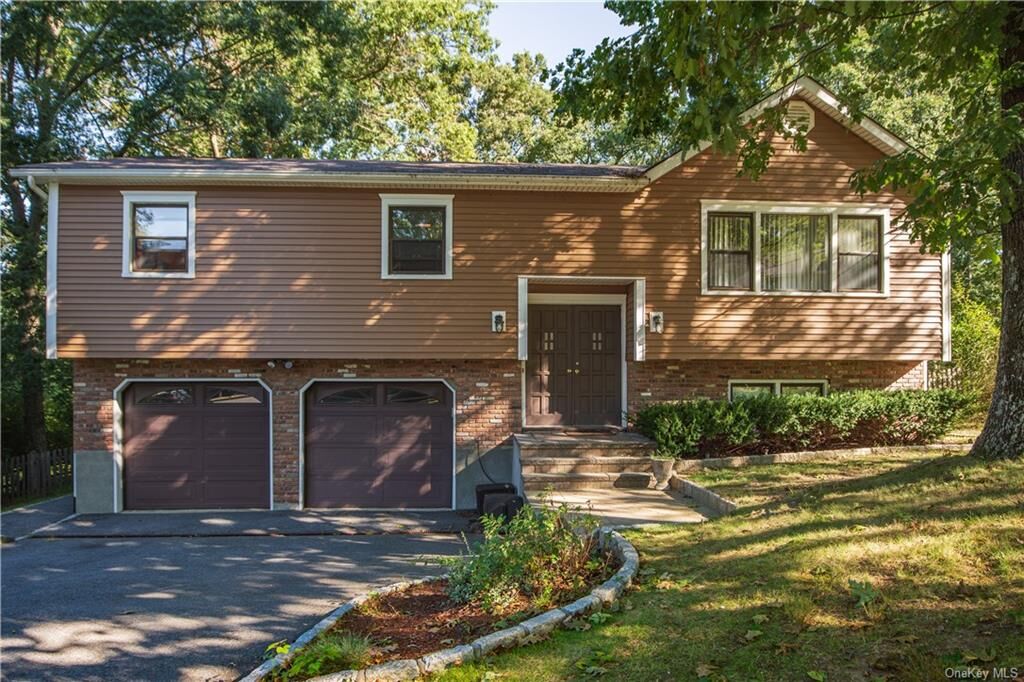 Property Photo: 68 Kia Ora Boulevard NY 10541