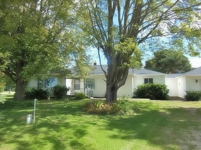 Property Photo:  1520 N Nichols Rd  MI 48433-9725 