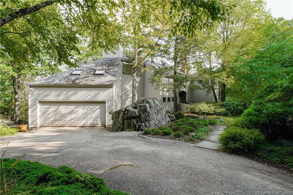 Property Photo:  21 Gibraltar Lane  CT 06001 