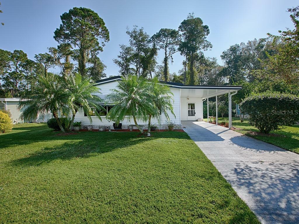 Property Photo:  2816 Manatee Road  FL 32778 