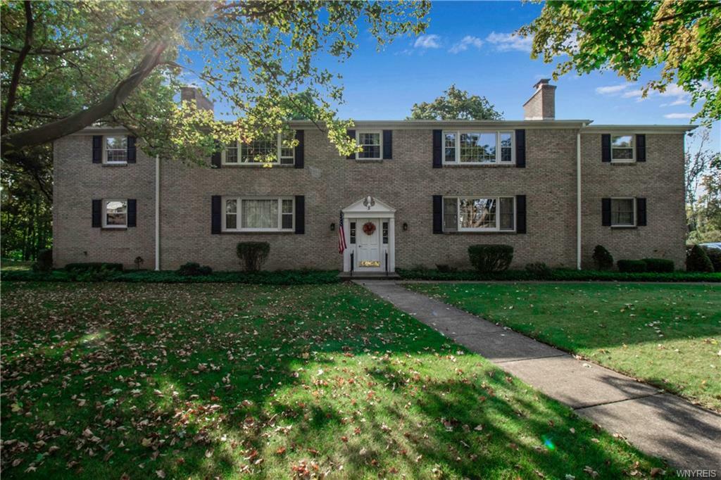 Property Photo: 5 Woodbrook Drive 3 NY 14052