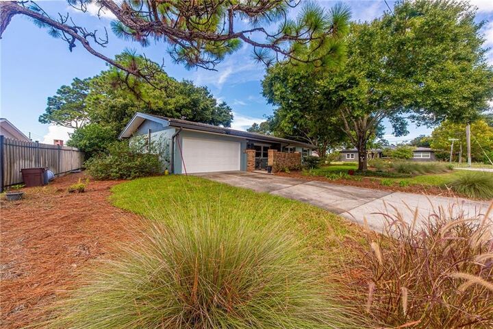 Property Photo:  2018 Kimberly Drive  FL 34698 