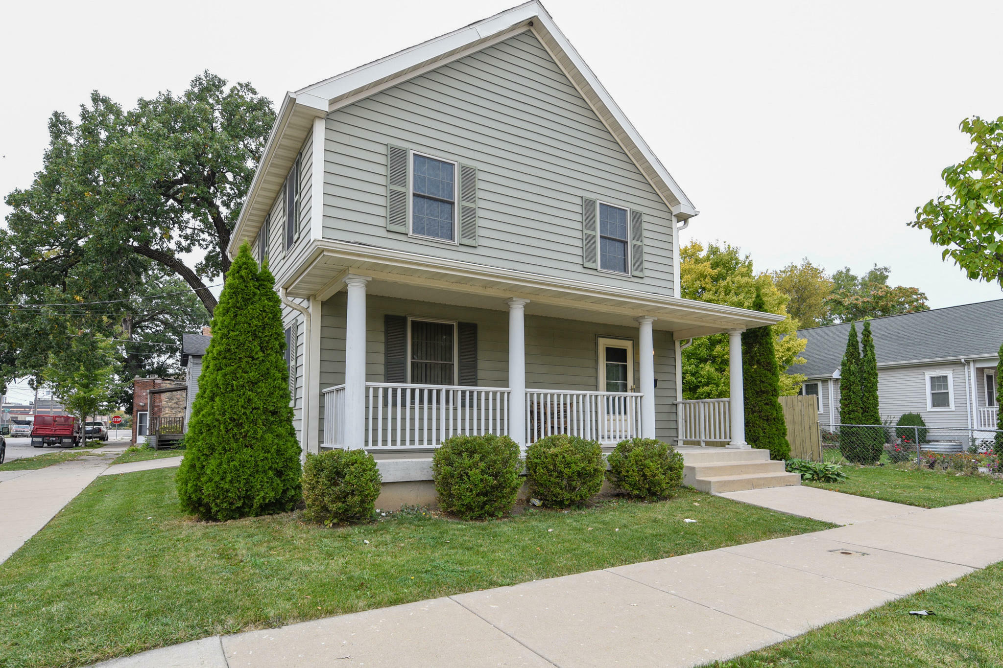 Property Photo:  1652 Mead St  WI 53403 