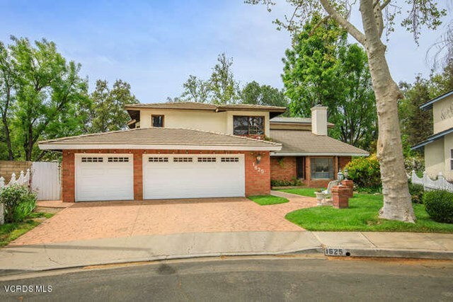 Property Photo:  1625 Berwick Place  CA 91361 