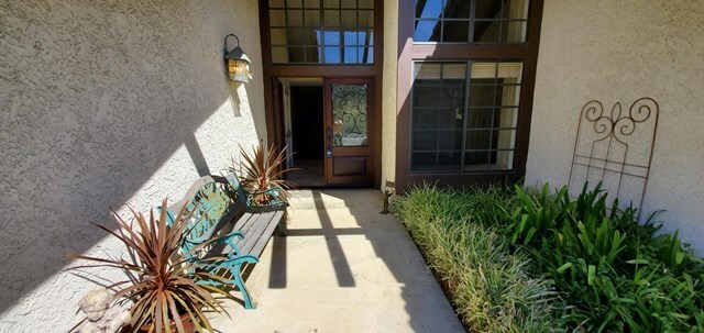 Property Photo:  27421 Freetown Lane  CA 91301 