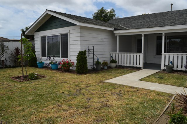 Property Photo:  2921 Cortez Street  CA 93036 