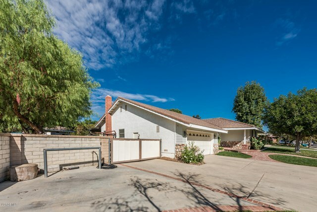 Property Photo:  1477 Meander Drive  CA 93065 